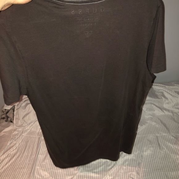Guess Extra Small Mens t shirt - Picture 3 of 3